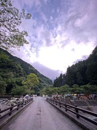 CAMPiii（キャンピー） トヲル