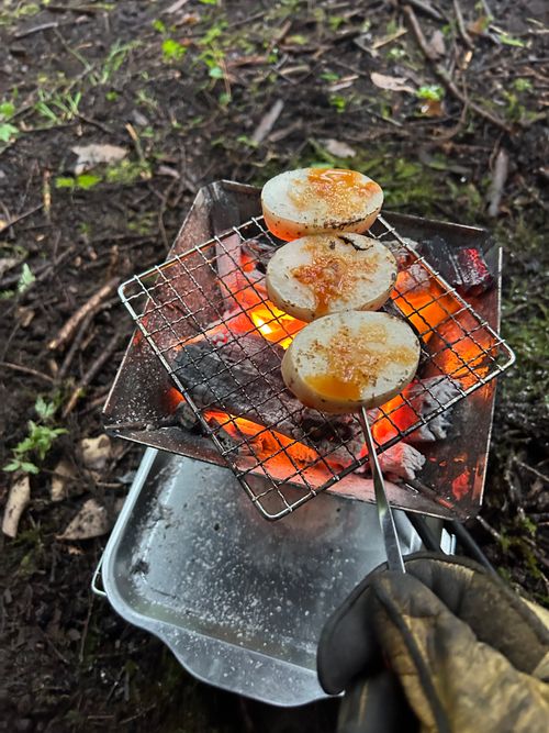 雨☔️の完ソロ🏕 ソロキャンプ フリーサイト Genさんのキャンプブログ CAMPiii（キャンピー） -キャンプ専用SNS キャンプのすべてがここに集まる-