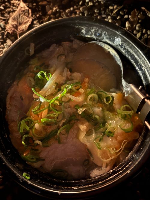 第86話　2泊3日で山梨に遊びにいく！これは惚気記事じゃなく、ちゃんとしたキャンプ記事です(多分) 四尾連湖 龍雲荘キャンプ場 ソロキャンプ グループキャンプ 区画サイト ちろ犬さんのキャンプブログ CAMPiii（キャンピー） -キャンプ専用SNS キャンプのすべてがここに集まる-