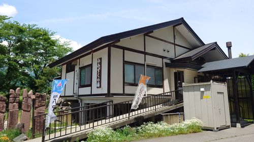白馬岳を臨む！ 白馬森のわさび農園（オートキャンプ場併設） ファミリーキャンプ 区画サイト オートサイト まーささんのキャンプブログ CAMPiii（キャンピー） -キャンプ専用SNS キャンプのすべてがここに集まる-