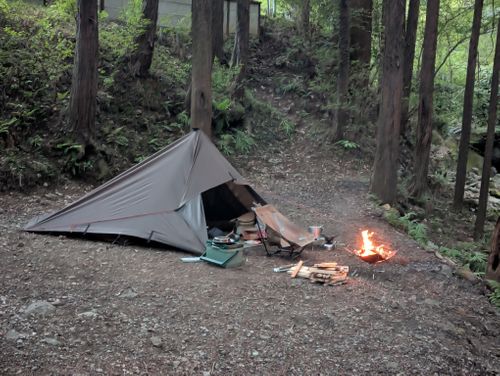 安定のクアハウス クアハウス山小屋 ソロキャンプ 区画サイト 週末スナフキンさんのキャンプブログ CAMPiii（キャンピー） -キャンプ専用SNS キャンプのすべてがここに集まる-