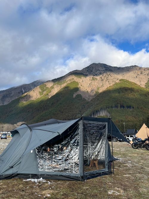 これがやりたかったよ！富士山とTPU🤩✨✨✨まさかの雪にびっくり5回目のふもとっぱら🗻 ふもとっぱらキャンプ場 ファミリーキャンプ フリーサイト Izumiさんのキャンプブログ CAMPiii（キャンピー） -キャンプ専用SNS キャンプのすべてがここに集まる-