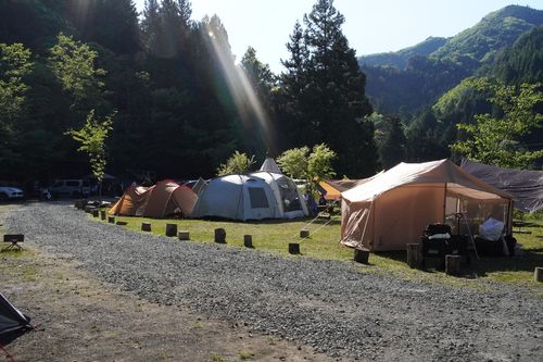 久しぶりのwoodsman WOODSMAN CAMPGROUND ソロキャンプ フリーサイト 週末スナフキンさんのキャンプブログ CAMPiii（キャンピー） -キャンプ専用SNS キャンプのすべてがここに集まる-