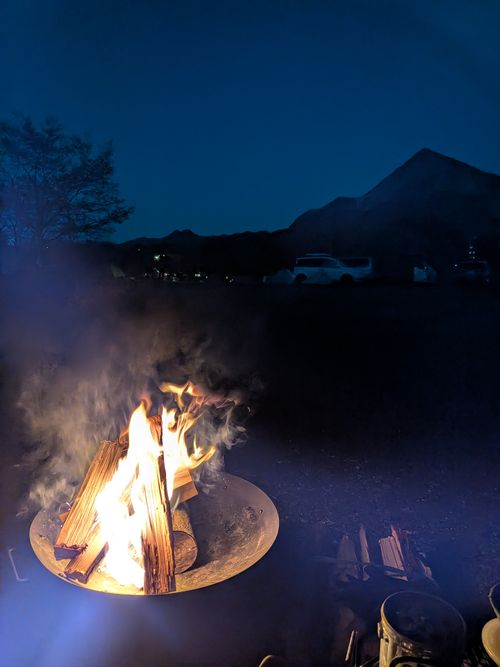 日和田山 ともえ川Park ソロキャンプ オートサイト フリーサイト IZUIZUさんのキャンプブログ CAMPiii（キャンピー） -キャンプ専用SNS キャンプのすべてがここに集まる-