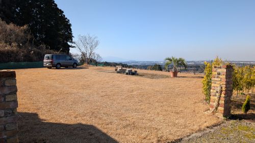 西海岸？🏄️いいえ、ここは西◯◯！ 阿蘇キャンプ Palm Park Adagio ソロキャンプ オートサイト ヒゲキャンさんのキャンプブログ CAMPiii（キャンピー） -キャンプ専用SNS キャンプのすべてがここに集まる-