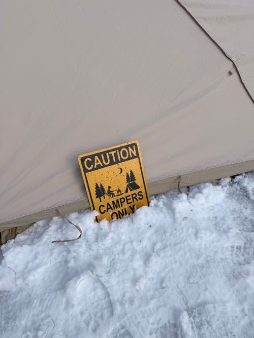 妻の読みは素晴らしい！友人家族と2026年キャンプ初め♪ 鮎の里公園キャンプ場 ファミリーキャンプ グループキャンプ 区画サイト Como_outdoorさんのキャンプブログ CAMPiii（キャンピー） -キャンプ専用SNS キャンプのすべてがここに集まる-