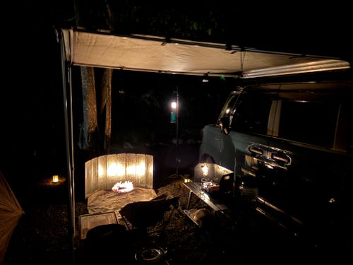 蛍の舞にうっとり Black Smith Outdoorfield Sanogawa Base ソロキャンプ オートサイト 区画サイト marpyさんのキャンプブログ CAMPiii（キャンピー） -キャンプ専用SNS キャンプのすべてがここに集まる-