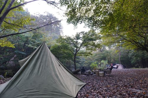 お隣おじゃましましたキャンツー 道志の森キャンプ場 ソロキャンプ フリーサイト 週末スナフキンさんのキャンプブログ CAMPiii(キャンピー) -キャンプ専用SNS キャンプのすべてがここに集まる-