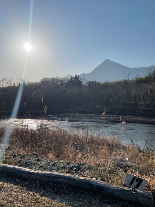 徒歩ソロで行く、武甲山と荒川の眺めが最高な、ともえ川Parkへ！ ともえ川Park ソロキャンプ 区画サイト ma9さんのキャンプブログ CAMPiii（キャンピー） -キャンプ専用SNS キャンプのすべてがここに集まる-