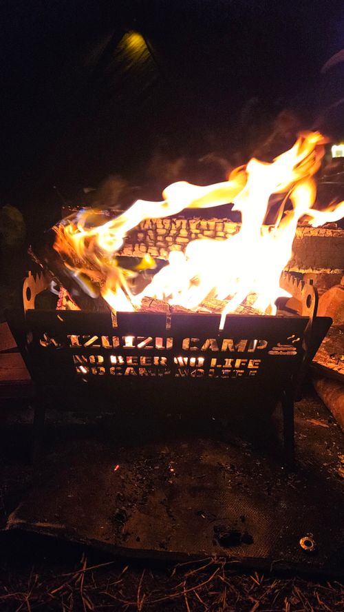 スパイシーカレーチキンレッグじゃないけど ともえ川Park ソロキャンプ 区画サイト オートサイト IZUIZUさんのキャンプブログ CAMPiii（キャンピー） -キャンプ専用SNS キャンプのすべてがここに集まる-