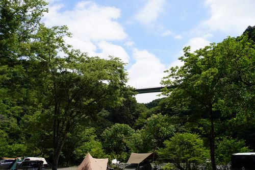 強制デジタルデトックスソロ 新戸キャンプ場 ソロキャンプ 区画サイト 週末スナフキンさんのキャンプブログ CAMPiii（キャンピー） -キャンプ専用SNS キャンプのすべてがここに集まる-