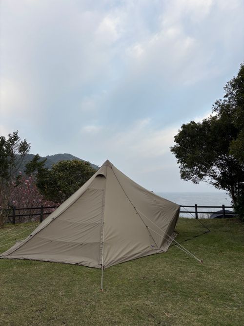 絶景 須佐湾エコロジーキャンプ場 ファミリーキャンプ 区画サイト まるとらさんのキャンプブログ CAMPiii（キャンピー） -キャンプ専用SNS キャンプのすべてがここに集まる-