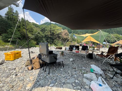 灼熱の我慢大会 川井キャンプ場 グループキャンプ フリーサイト 犬連れ狼さんのキャンプブログ CAMPiii(キャンピー) -キャンプ専用SNS キャンプのすべてがここに集まる-