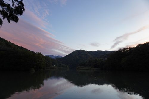 近場開拓ソロキャンツー 秋山川キャンプ場 ソロキャンプ 区画サイト 週末スナフキンさんのキャンプブログ CAMPiii（キャンピー） -キャンプ専用SNS キャンプのすべてがここに集まる-