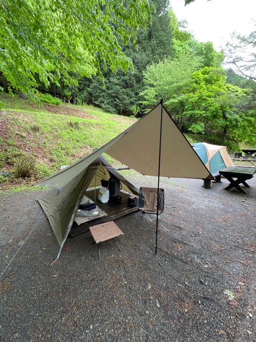 大雨キャンプ。徒歩ソロで行く奥多摩の山奥にある山のふるさと村キャンプ場 山のふるさと村 ソロキャンプ 区画サイト ma9さんのキャンプブログ CAMPiii（キャンピー） -キャンプ専用SNS キャンプのすべてがここに集まる-