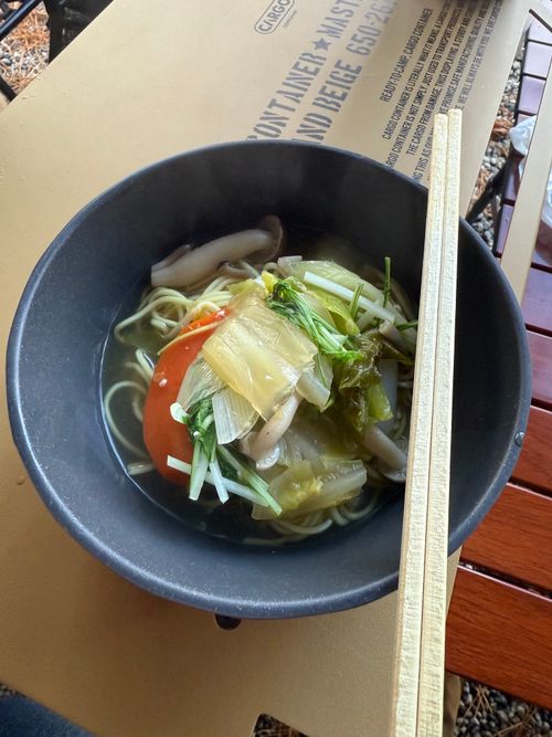 雨キャンプ 本栖レークサイドキャンプ場 グループキャンプ 区画サイト オートサイト ちはみなさんのキャンプブログ CAMPiii（キャンピー） -キャンプ専用SNS キャンプのすべてがここに集まる-