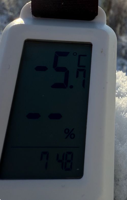 冬キャンプ始まる。 CAMP SKY FIELD-車山オートキャンプ場 ソロキャンプ 区画サイト シルバーズさんのキャンプブログ CAMPiii（キャンピー） -キャンプ専用SNS キャンプのすべてがここに集まる-