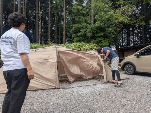 雨の中の貸切グルキャン the veg out ソロキャンプ グループキャンプ オートサイト 区画サイト ちあさんのキャンプブログ CAMPiii（キャンピー） -キャンプ専用SNS キャンプのすべてがここに集まる-