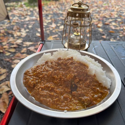 紅葉キャンはいつもの場所で オートキャンプせせらぎ ソロキャンプ グループキャンプ 区画サイト xiongmaoさんのキャンプブログ CAMPiii（キャンピー） -キャンプ専用SNS キャンプのすべてがここに集まる-