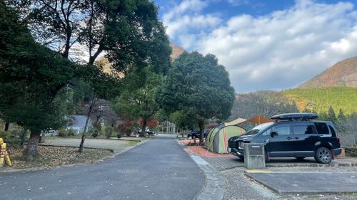 初の奈良県キャンプ サンビレッジ曽爾奥香落オートキャンプ場 ファミリーキャンプ 区画サイト オートサイト フォレキャンさんのキャンプブログ CAMPiii（キャンピー） -キャンプ専用SNS キャンプのすべてがここに集まる-