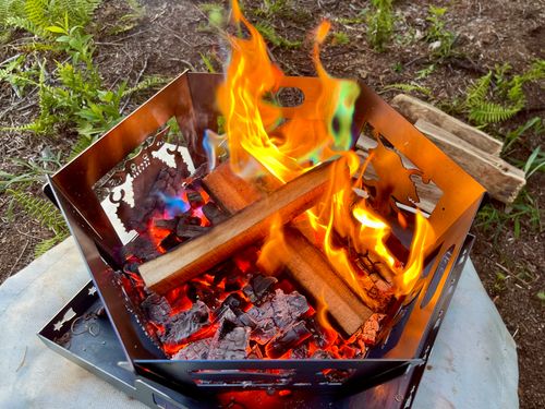 ロケーション最高のプレミアムプライベートサイト🏕️ 大沼フィッシングパーク (大沼野営場) ファミリーキャンプ グループキャンプ 区画サイト オートサイト Train Photographer TAKAさんのキャンプブログ CAMPiii（キャンピー） -キャンプ専用SNS キャンプのすべてがここに集まる-
