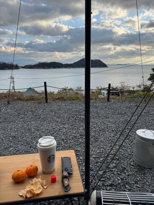 冬のかじかじテラス、やっぱり最高 かじかじテラスcampfield ソロキャンプ 区画サイト yoshiさんのキャンプブログ CAMPiii（キャンピー） -キャンプ専用SNS キャンプのすべてがここに集まる-