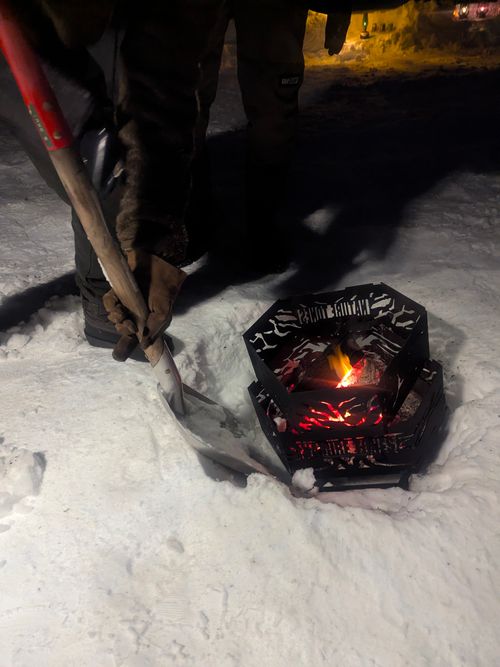 やっぱり雪中キャンプは特別だなー♪ 白川郷ひらせ温泉キャンプサイト ソロキャンプ グループキャンプ フリーサイト オートサイト ちあさんのキャンプブログ CAMPiii（キャンピー） -キャンプ専用SNS キャンプのすべてがここに集まる-