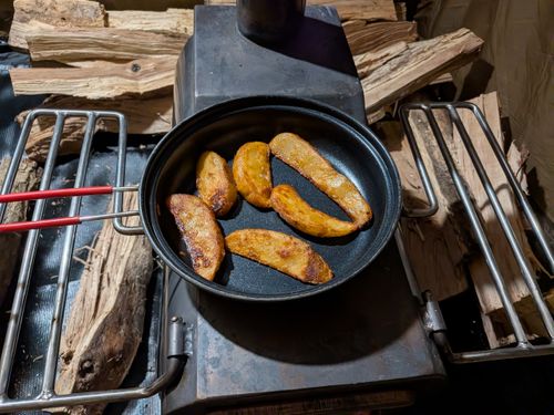 忘れてた 羽鳥湖畔オートキャンプ場 ソロキャンプ フリーサイト 俺の酒場は野にあるさんのキャンプブログ CAMPiii（キャンピー） -キャンプ専用SNS キャンプのすべてがここに集まる-