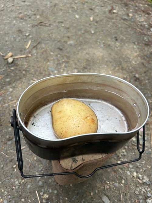 久しぶりのソロキャンプ🏕️ 道志の森キャンプ場 ソロキャンプ フリーサイト Genさんのキャンプブログ CAMPiii（キャンピー） -キャンプ専用SNS キャンプのすべてがここに集まる-