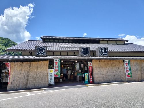 あの有名な無料キャンプ場の近くで、2025年4月から新体制でリスタートしたこの夏注目のお値打ちキャンプ場で避暑キャン1泊目ソロ(キャンプ場紹介もあるので長めです) 木曽駒オートキャンプ場 ソロキャンプ 区画サイト オートサイト たかたかぽんたさんのキャンプブログ CAMPiii(キャンピー) -キャンプ専用SNS キャンプのすべてがここに集まる-