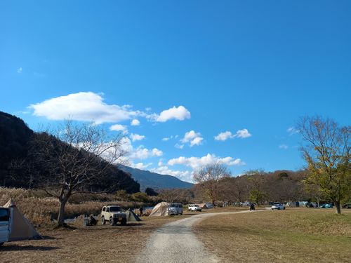 氷点下  軍幕キャンプ 角田大橋河川敷 ソロキャンプ フリーサイト ウエィダーさんのキャンプブログ CAMPiii（キャンピー） -キャンプ専用SNS キャンプのすべてがここに集まる-