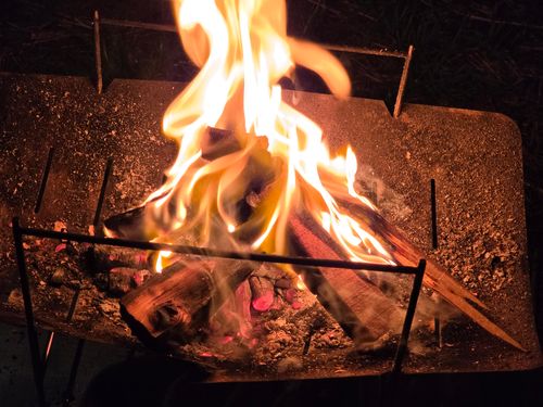 オッサン、清瀬に帰る 清瀬金山緑地公園 ソロキャンプ フリーサイト やんさんのキャンプブログ CAMPiii（キャンピー） -キャンプ専用SNS キャンプのすべてがここに集まる-