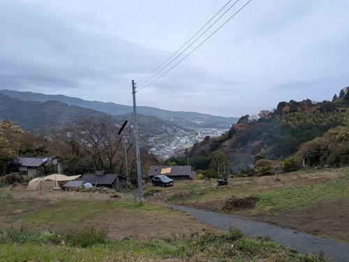 夜景を求めて GROVE camping hill グループキャンプ 区画サイト ひげさんさんのキャンプブログ CAMPiii（キャンピー） -キャンプ専用SNS キャンプのすべてがここに集まる-