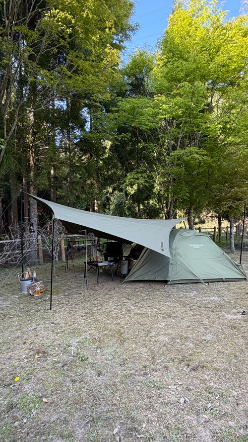 キャンプ日和 春キャン 滝と渓流の高山キャンプ場 グループキャンプ 区画サイト tani3さんのキャンプブログ CAMPiii（キャンピー） -キャンプ専用SNS キャンプのすべてがここに集まる-