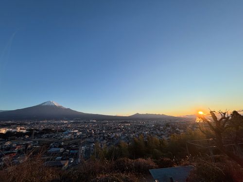 富士山と富士宮市の夜景 富士山と夜景のキャンプ場 桂の森CAMPERSFIELD ソロキャンプ 区画サイト marpyさんのキャンプブログ CAMPiii（キャンピー） -キャンプ専用SNS キャンプのすべてがここに集まる-
