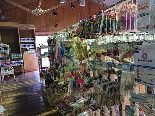 温泉を楽しみ、御岳と乗鞍を望む標高1400mの絶景キャンプで秋を食らう【Day1】寒い(*_*; N.A.O.高山すずらん高原キャンプ場 ファミリーキャンプ オートサイト キャンピングカー vios outdoor'sさんのキャンプブログ CAMPiii(キャンピー) -キャンプ専用SNS キャンプのすべてがここに集まる-
