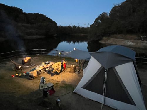 CAMPiii（キャンピー） ヨスケサンバジャロさんのキャンプブログ 暴風の湖畔で、初の冬キャンプ MOUNT LAKE