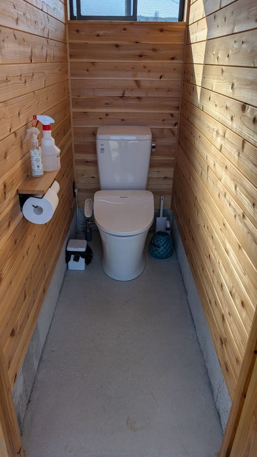 西海岸？🏄️いいえ、ここは西◯◯！ 阿蘇キャンプ Palm Park Adagio ソロキャンプ オートサイト ヒゲキャンさんのキャンプブログ CAMPiii（キャンピー） -キャンプ専用SNS キャンプのすべてがここに集まる-