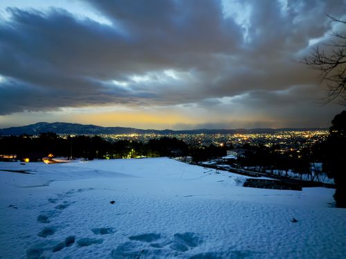 新年雪中デビュー⛄️❄️🌨🏔️@前編 閑乗寺公園 第2キャンプ場 ファミリーキャンプ 区画サイト オートサイト ぐうたら夫婦さんのキャンプブログ CAMPiii（キャンピー） -キャンプ専用SNS キャンプのすべてがここに集まる-