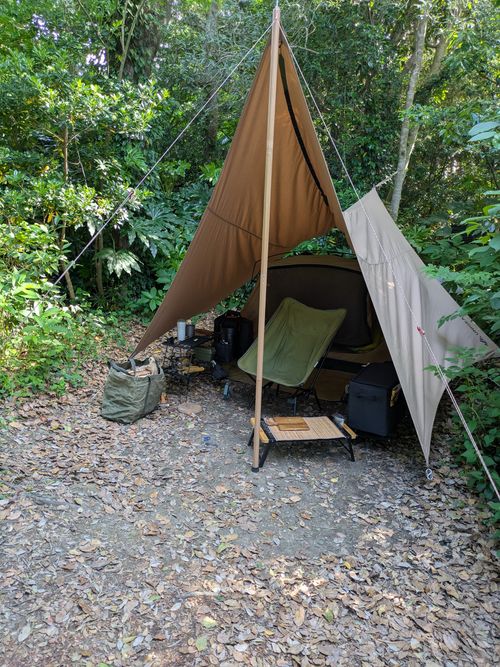 行楽シーズンの秘密基地 Campsite TORAMI(一宮町東浪見,「旧秋場家住宅」) ソロキャンプ 区画サイト geenさんのキャンプブログ CAMPiii（キャンピー） -キャンプ専用SNS キャンプのすべてがここに集まる-