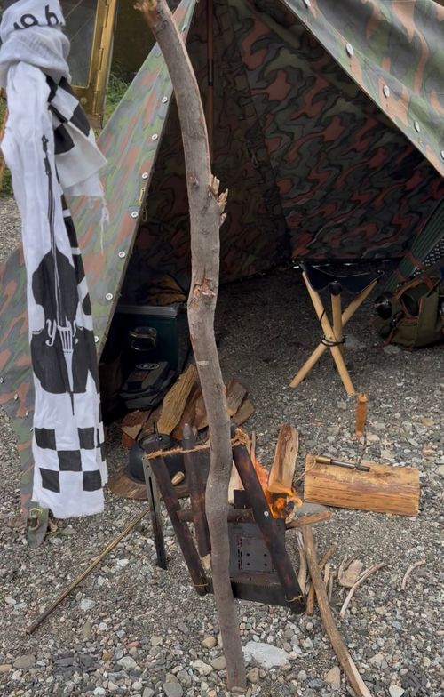rock 'n' roll♪♪軍幕camp‼︎ 前川キャンプ場 ソロキャンプ フリーサイト Camp 'n'g  Roll♪🏁さんのキャンプブログ CAMPiii（キャンピー） -キャンプ専用SNS キャンプのすべてがここに集まる-