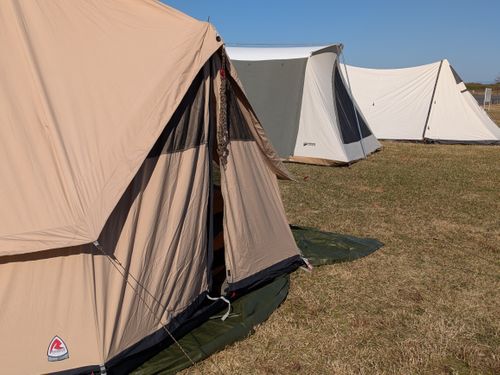 CAMPiii(キャンピー) いっちーさんのキャンプブログ テントの乾燥に