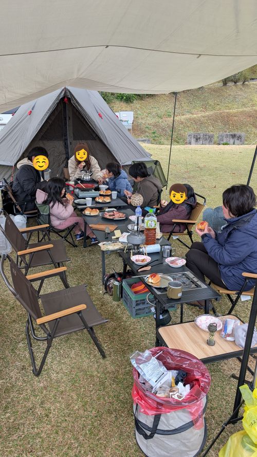 春の熊本でお花見ファミグル🌸🏕️🌸 ゆのまえグリーンパレス ファミリーキャンプ グループキャンプ 区画サイト オートサイト ヒゲキャンさんのキャンプブログ CAMPiii（キャンピー） -キャンプ専用SNS キャンプのすべてがここに集まる-