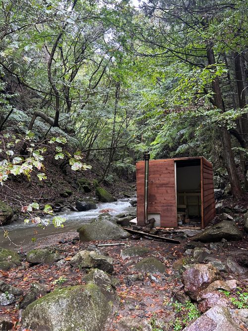 雨☔️の完ソロ🏕 ソロキャンプ フリーサイト Genさんのキャンプブログ CAMPiii（キャンピー） -キャンプ専用SNS キャンプのすべてがここに集まる-