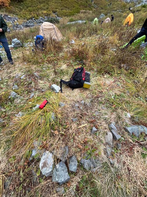 満身創痍の涸沢カール🥾⛺️ 涸沢カール ソロキャンプ グループキャンプ フリーサイト Genさんのキャンプブログ CAMPiii（キャンピー） -キャンプ専用SNS キャンプのすべてがここに集まる-
