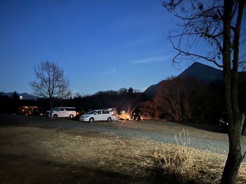 2025 LAST CAMP🏕 ともえ川Park ソロキャンプ グループキャンプ 区画サイト Genさんのキャンプブログ CAMPiii（キャンピー） -キャンプ専用SNS キャンプのすべてがここに集まる-