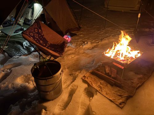 初るぽぽの森〜雪中〜 るぽぽの森 （るぽぽかわさき＆笹谷オートキャンプ場） ソロキャンプ 区画サイト オートサイト ぱぱちょさんのキャンプブログ CAMPiii（キャンピー） -キャンプ専用SNS キャンプのすべてがここに集まる-