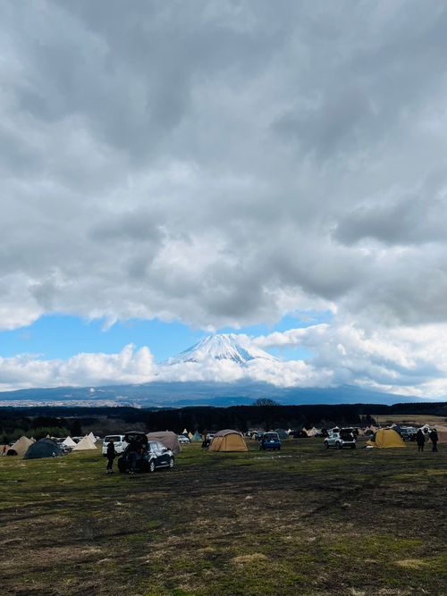 これがやりたかったよ！富士山とTPU🤩✨✨✨まさかの雪にびっくり5回目のふもとっぱら🗻 ふもとっぱらキャンプ場 ファミリーキャンプ フリーサイト Izumiさんのキャンプブログ CAMPiii（キャンピー） -キャンプ専用SNS キャンプのすべてがここに集まる-
