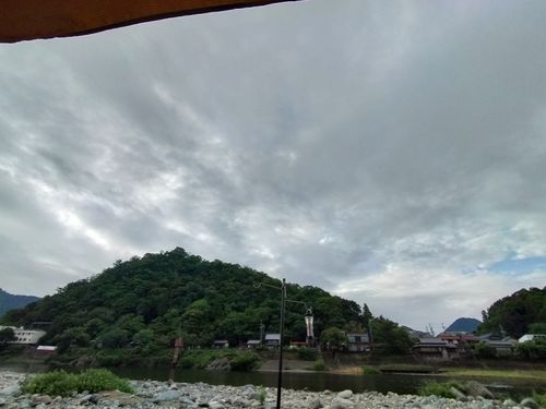河原でキャンプ 美濃橋 河川敷 グループキャンプ ソロキャンプ フリーサイト たかたかぽんたさんのキャンプブログ CAMPiii（キャンピー） -キャンプ専用SNS キャンプのすべてがここに集まる-