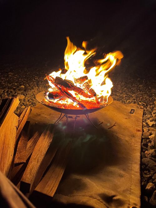 ホワイトデー？くれてないから普通の日ですけど？キャンプ⛺️ ふるさと創生 ふれあい広場 グループキャンプ フリーサイト 平和☮️さんのキャンプブログ CAMPiii（キャンピー） -キャンプ専用SNS キャンプのすべてがここに集まる-